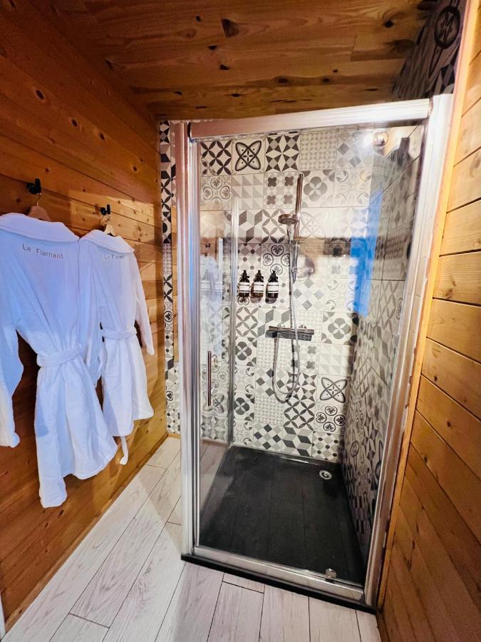 Cabane Le Flamant Avec Jardin, Piscine Et Parking Saintes-Maries-de-la-Mer Zewnętrze zdjęcie